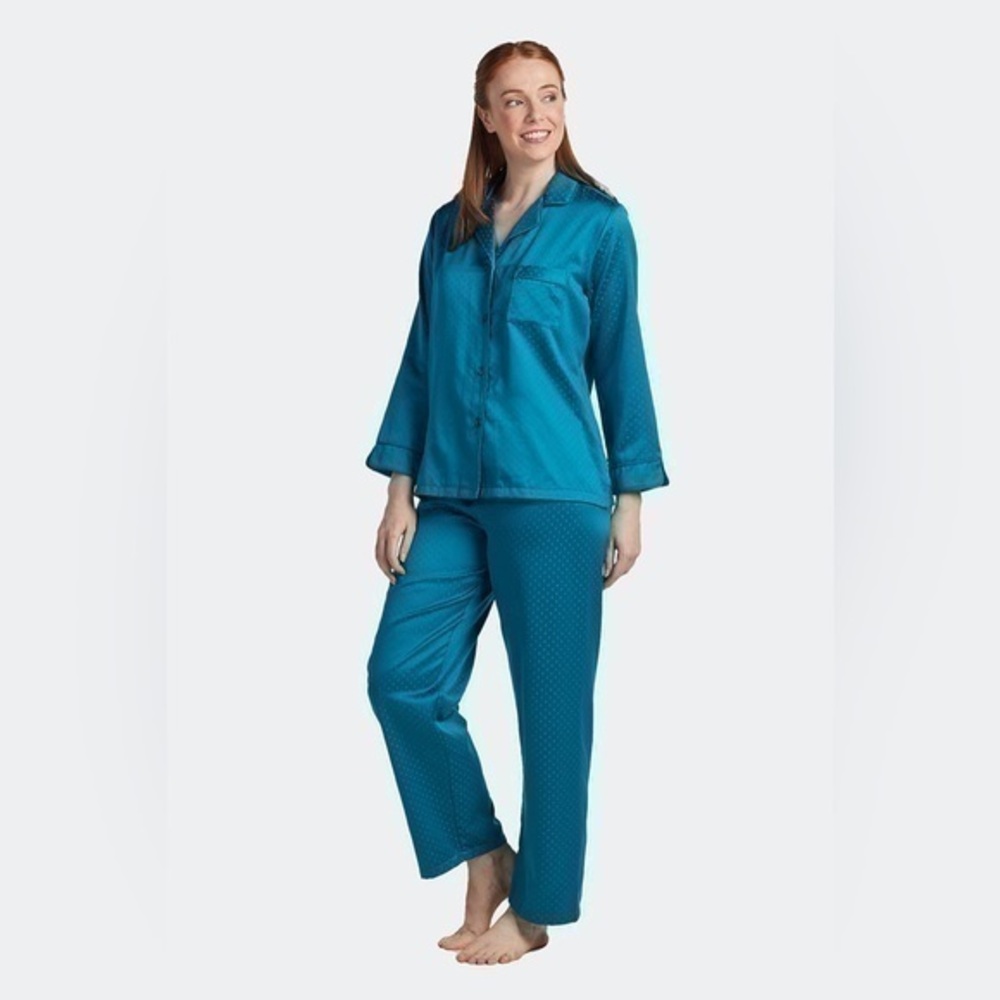 Miss Elaine BRUSHED BACK SATIN PAJAMA in teal square EUC